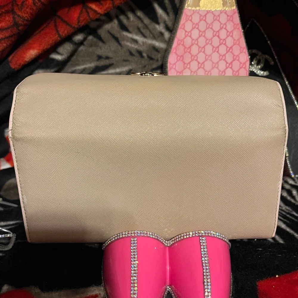Vivienne Westwood EUC Tan Leather Orb Zip Around Wallet - Picture 12 of 13